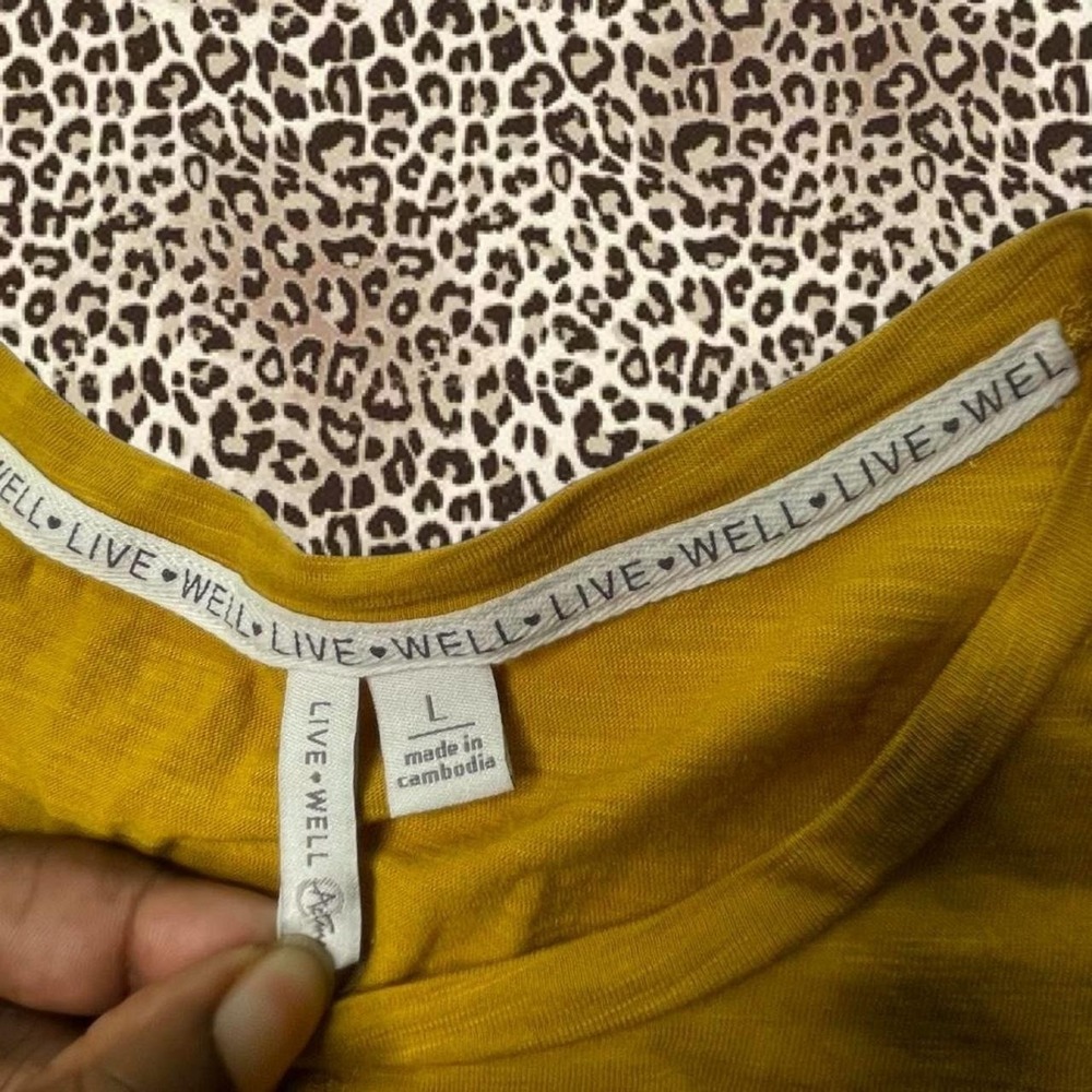 Mustard Yellow Knit Tie Front Tee Shirt L - Picture 3 of 6